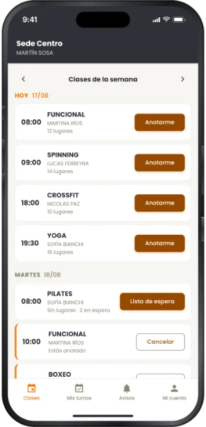 La app del socio en un celular, mostrando las clases de la semana